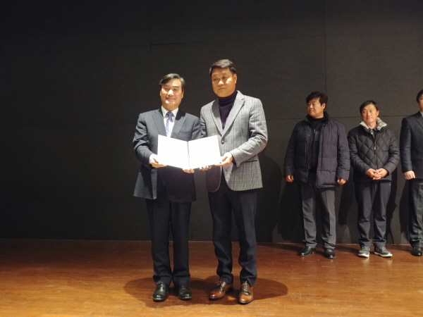 ‘양평군쌀사랑연구회’가 2019년 제2회 ‘참드림’쌀 품평회에서 대상 수상