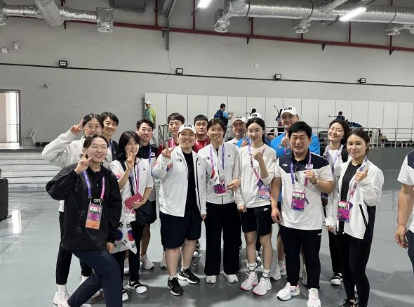 장미란 제2차관, 비인기 종목 선수단과 현지 기자단 격려