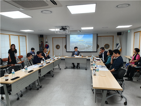 노승재 서울시의원, 임시회 일정으로 풍납토성 방문