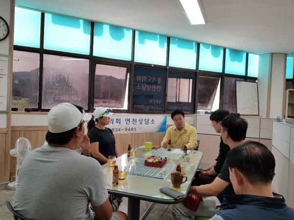 경기도의회 연천상담소 유상호 도의원은 지난 25일 전곡 초·중·고 테니스코치 선생님들. 그리고 선수 학부모들과 함께 테니스부에 대한 애로사항을 청취하는 시간을 가졌다.