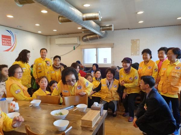 대한적십자사 천현동적십자 봉사회, 사랑의 노인잔치
