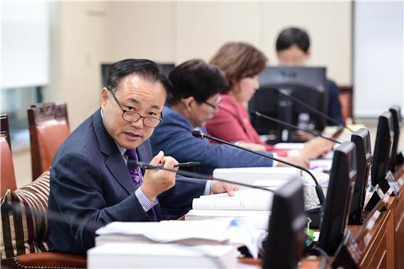 서울시의회 보건복지위원회 김용연 의원