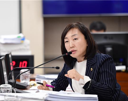 서울시의회 보건복지위원회 이영실 의원