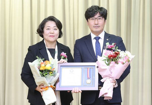 조성환 경기도의원, 경기인터넷언론인협회 의정대상 수상