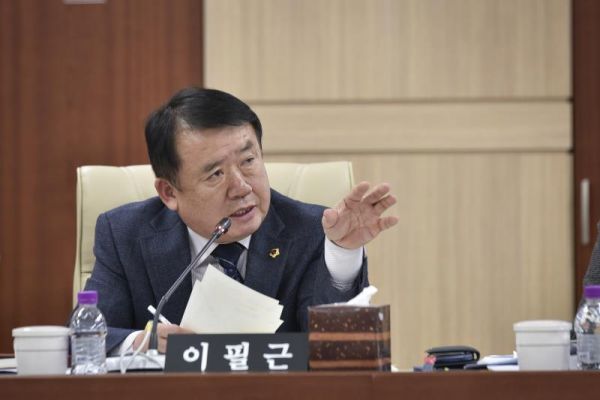 경기도의회 안전행정위원회 이필근 의원, ‘2019 행정사무감사 우수위원’선정