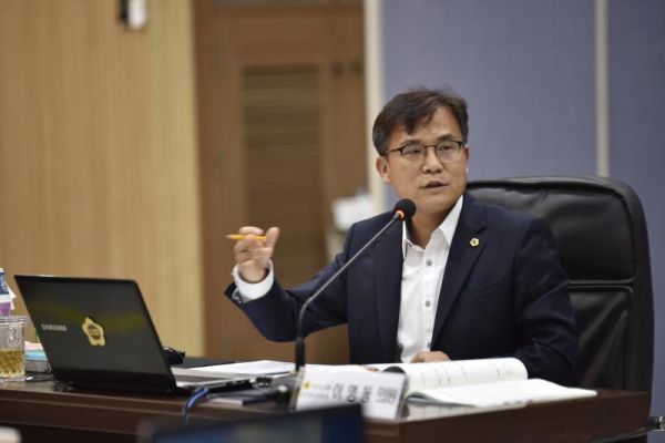 경기도의회 안전행정위원회 이명동 의원, 동료 의원들이 뽑은‘2019 행정사무감사 우수위원’으로 선정