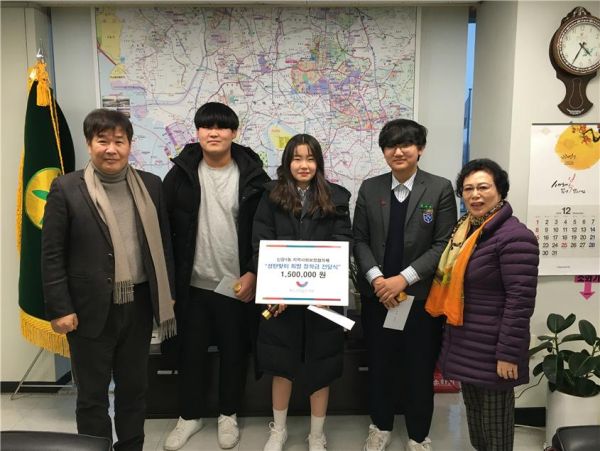 평택시 신장1동 지역사회보장협의체, ‘2019 희망 장학금’전달