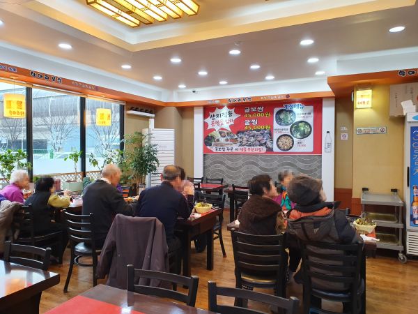 ‘항아리보쌈’, 생연1동 어르신을 위한 영양 만점 보쌈 점심 나눔