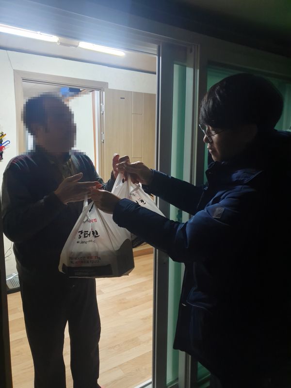 동두천 장터치킨 지행점, 소요동 소외계층에 사랑의 치킨 나눔