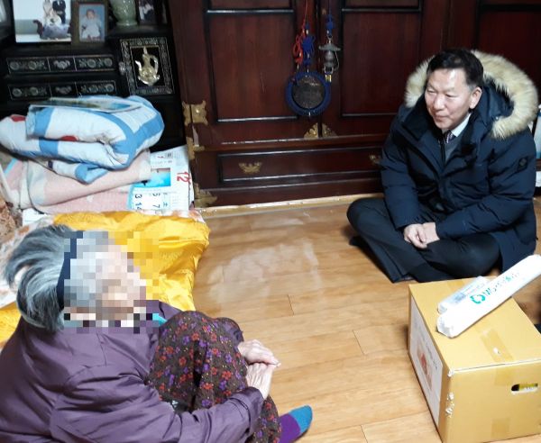 보산동 신임동장, 취임 후 첫 독거어르신 가정방문