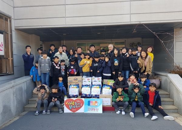 안성시 금광면사무소, 설 명절맞이 사회복지시설 신생동산 위문품 전달