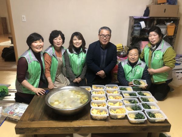 고양시 화정2동, 설 맞아 독거 어르신들께 사랑 나눔 실천