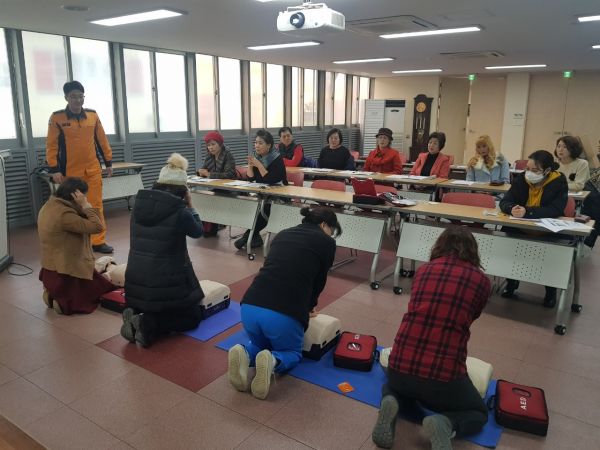 농한기 어르신 프로그램 외부강사 대상