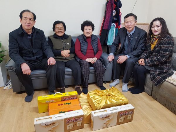 보산동 방위협의회, 설맞이 자매결연 경로당 방문