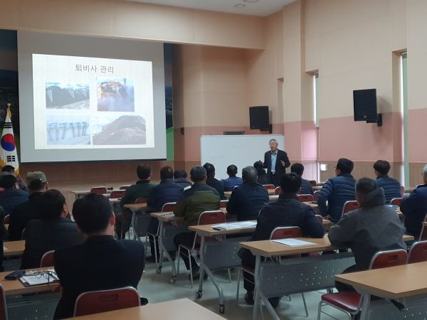 동두천시, 가축분뇨 퇴비 부숙도 의무화 대비 축산농가 교육