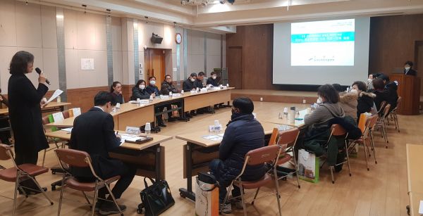 안산시 외국인주민지원본부는 신종 코로나바이러스 감염증 예방을 위한 관계자 긴급회의를 개최했다고 6일 밝혔다.