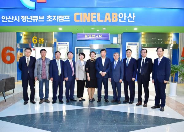 안산시는 창업 활성화를 통해 일자리를 창출하고 지역 산업에 활력을 불어넣기 위해 운영 중인 창업 인큐베이팅 시설 ‘청년큐브’의 상반기 입주자를 모집한다고 6일 밝혔다.