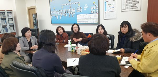 경기도의회 보건복지위원회, 경기도 정신건강복지센터 실무자 대표단과 현안 논의