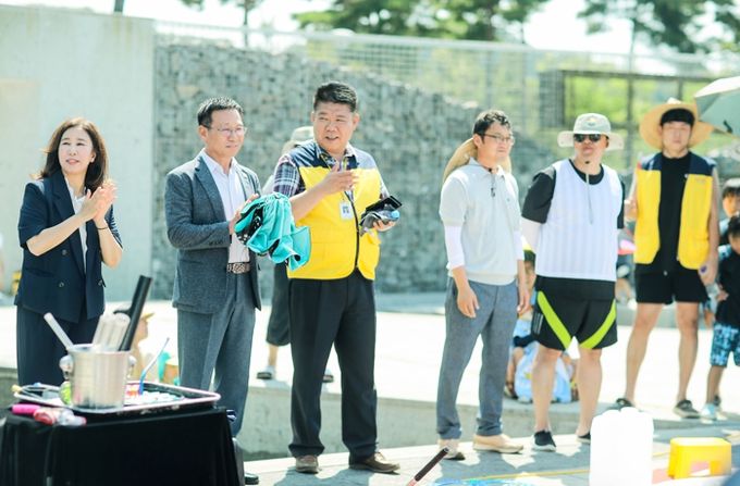 참석자 단체사진