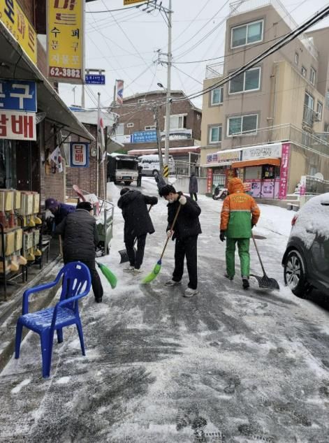구리시 교문1동, 민간 제설봉사대 운영
