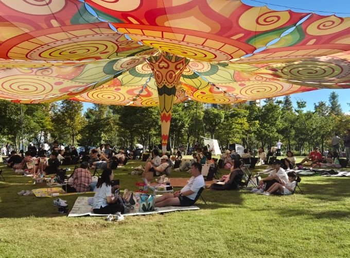 김포시는 지난 9월 19일부터 21일까지 3일간 김포한강중앙공원과 라베니체 수변, 장기도서관 등을 무대로 제12회 대한민국 독서대전을 개최했다.