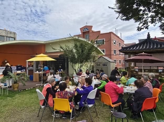 올가을엔 파주시 작은도서관으로 놀러 오세요… 파주시, 2025년 가을 풍성한 작은도서관 독서 행사 진행