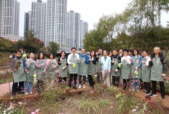 제1기 안양시민정원사 출범…‘행복정원 안양’ 발대식