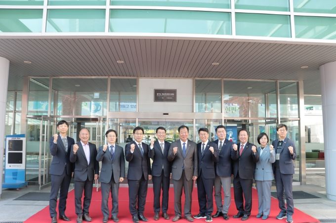 경기도의회 안전행정위원회, “재난안전연구센터, 정책 연구와 기술 융합 통한 도민 안전 강화 기대”