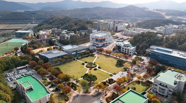 한국기술교육대학교가 6일(목) 교내 다산홀에서 ESG 선도대학 비전 선포식을 개최했다
