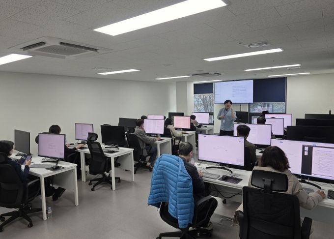 주민참여위원 대상‘생성형 인공지능(AI)를 올바르게 활용하기’교육