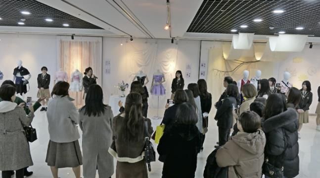 수원시 팔달구 매향여자정보고등학교 패션산업디자인과, 제1회 작품 전시회 열어