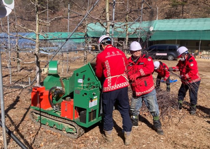 영농부산물 파쇄지원단