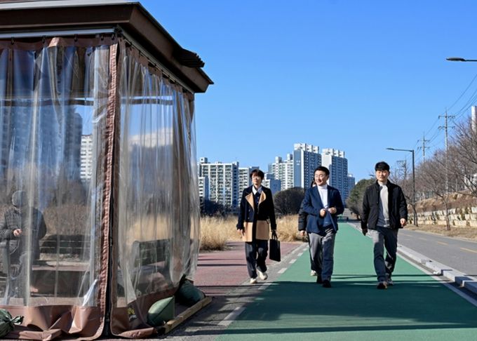 의정부시는 2월 25일 도심 하천변 쉼터 등에 대한 현장 점검을 실시했다.