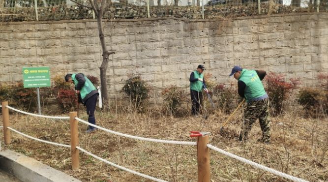 시흥시 신현동 새마을남여협의회, 포동 수국정원 봄맞이 새단장